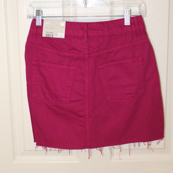 Pink Raw Edge skirt - Picture 2 of 6